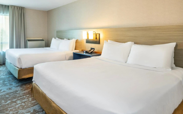 Comfort Inn Airport East - Ancienne Lorette