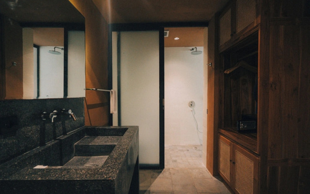 Loji Nyanyi Suite & Brew