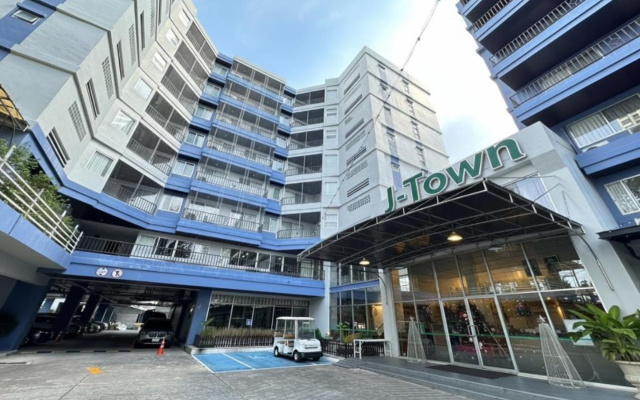 J - Town Serviced Apartments