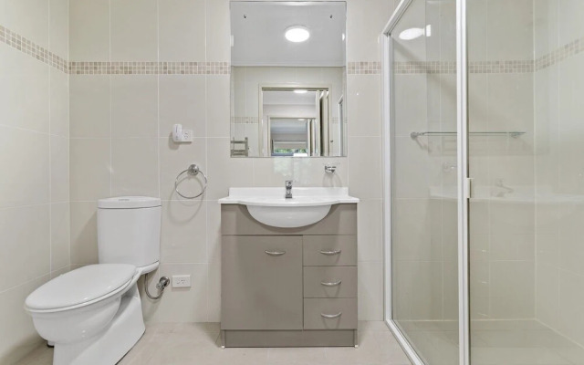 Scirocco, Unit 7, 21-23 Tomaree Street