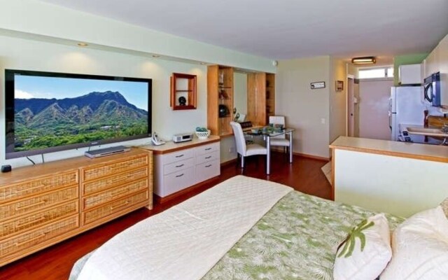 Sans Souci 702 Studio Bedroom Condo