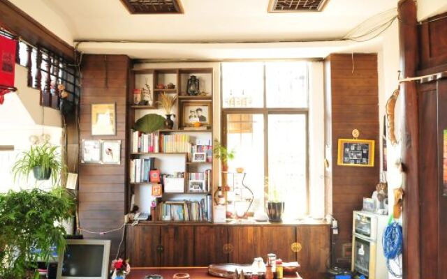 Tengchong Yinghe sightseeing Inn