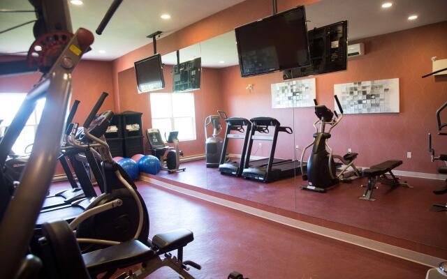 Best Western Plus Fredericton Hotel & Suites