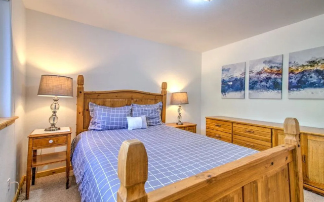 Grand Forest Retreat