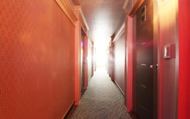 Hill Motel