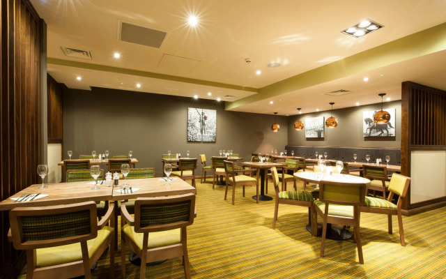 Отель Premier Inn London Holborn