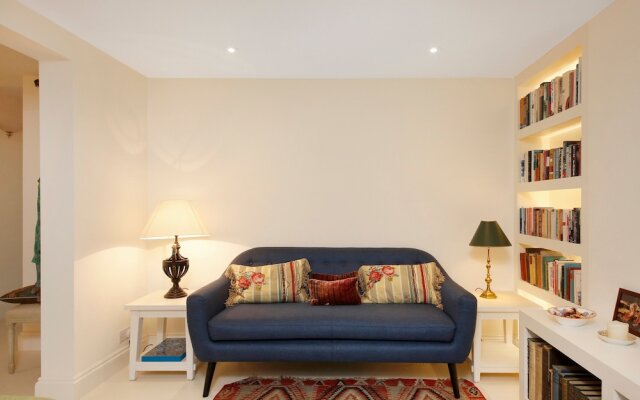 Stunning 2 Bedroom Apartment With Garden in Notting Hill