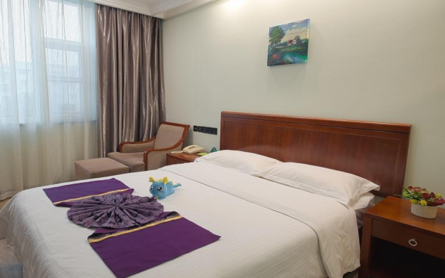 GreenTree Inn Puyang Ruifengyuan Business Hotel