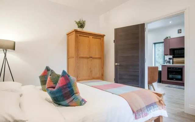 The Shed - 1 Bedroom - Cosheston