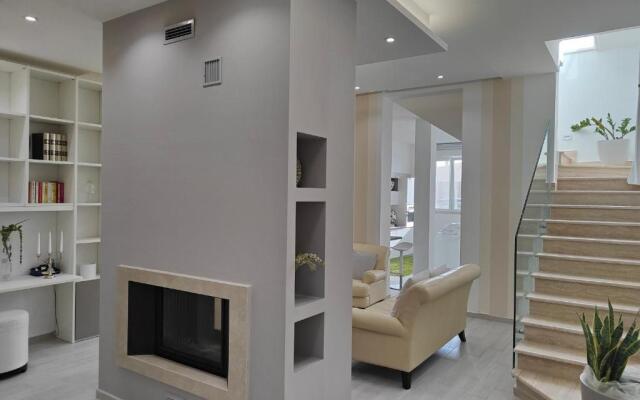 Golden Suite Apartments