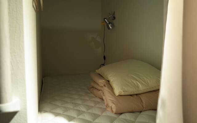 bnb+ SHINJYUKU Yotsuya Ikebana Okina - Hostel