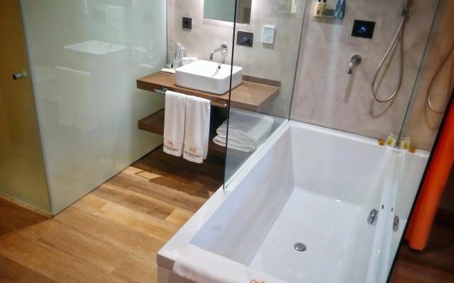 MB Boutique Hotel - Adult Recommended -