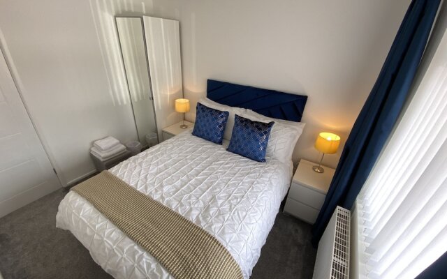 Inviting 2-Bed Bungalow
