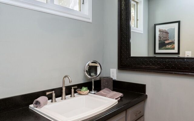 Villa Carmelita - The Sonny & Cher House