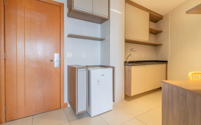 CA01 Flat 500m from Salvador Shopping