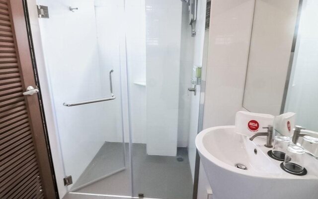 Nida Rooms Petchburi Crown 21 at Cubic Hotel