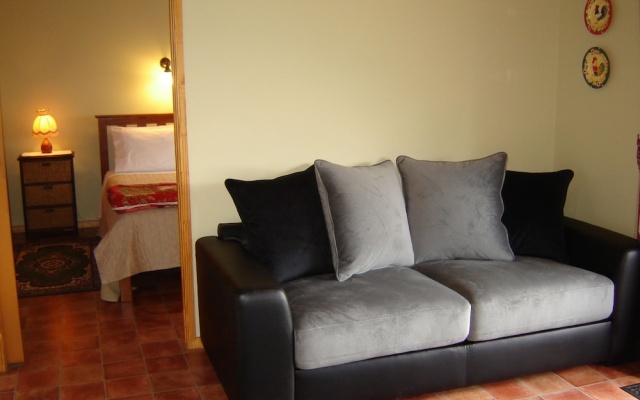Karangahake Gold 'n Views Cottage – Guest Rooms – Paeroa