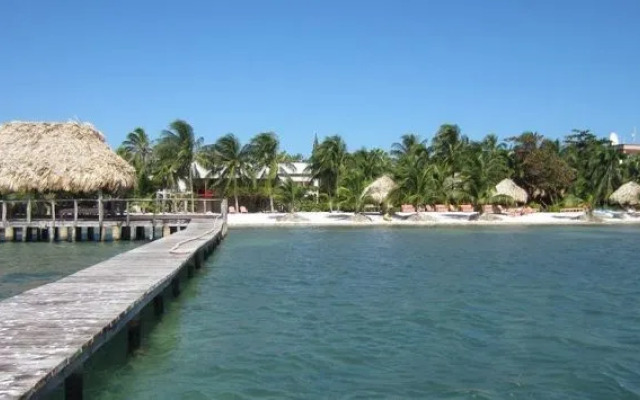 St. George's Caye Resort