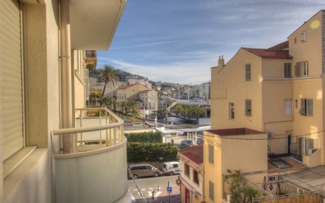 2 pièces 500m palais des Festivals  PK