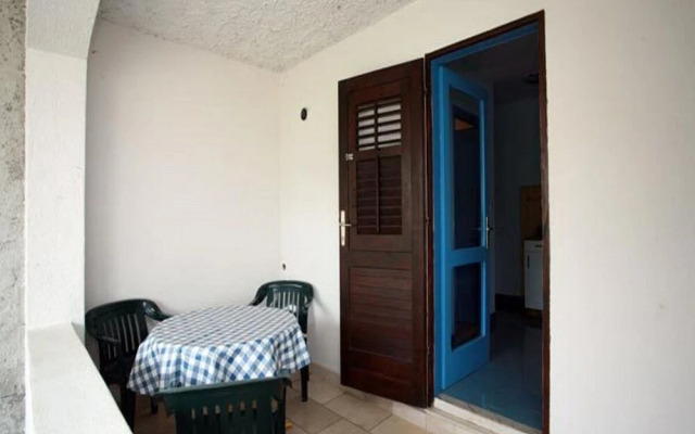 Brti - 250 m From Beach - A1 Plavi