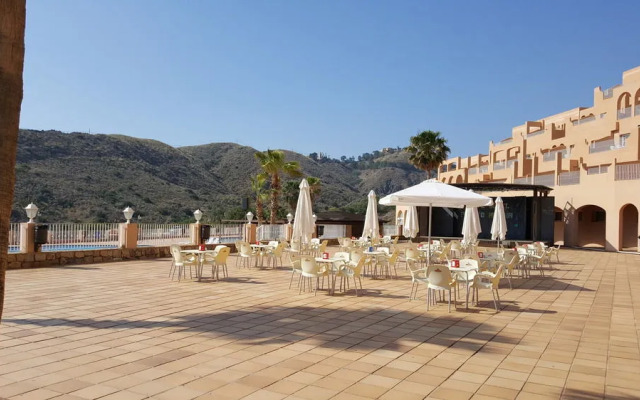 Suite Hotel Puerto Marina