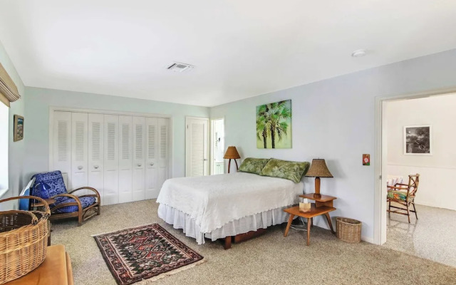 Mango House Immaculate 3 BDR in Boynton Beach!