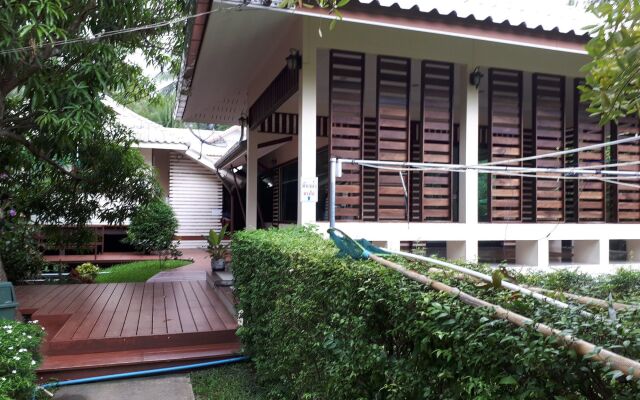 Baan Kornnara Resort