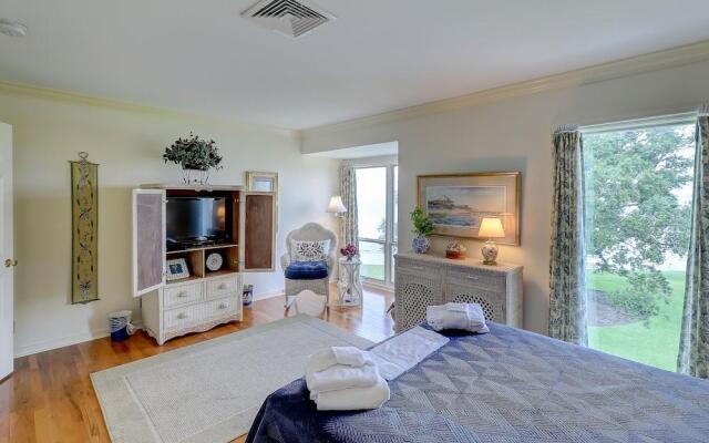 Schooner Court 704 by RedAwning