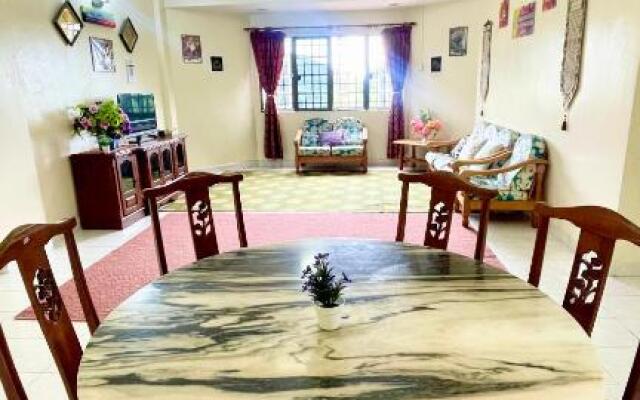 RAYYAN AL HAMD Landed MUSLIM HOMESTAY CAMERON HIGHLANDS