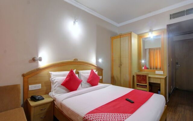 OYO 15781 Shree Adiga Residency