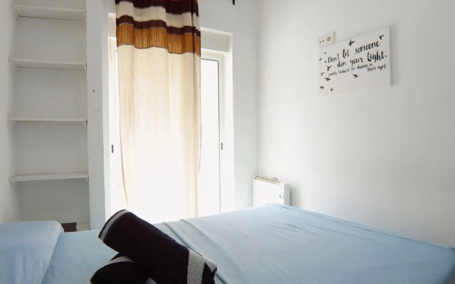 Apartamento en bajos cercano a Principe Pío AZBEXC