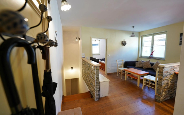 Apartment Mojstrovka