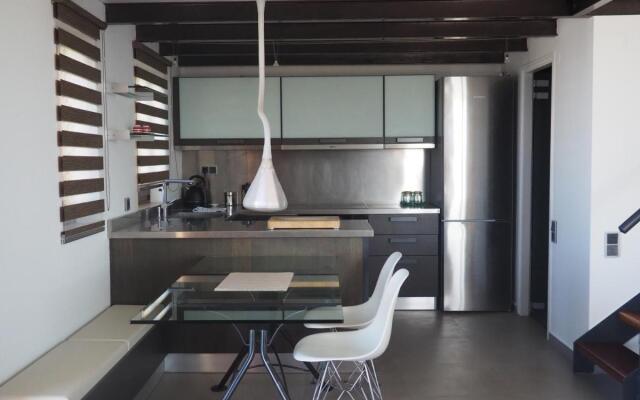 Krinos Apartment