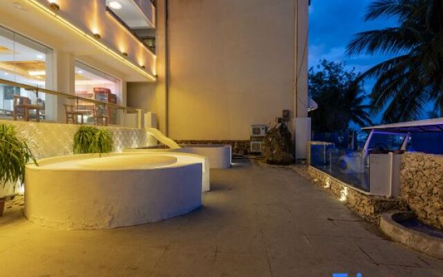 West Island Story Inn