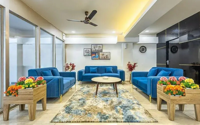 Hotel Limewood Residency