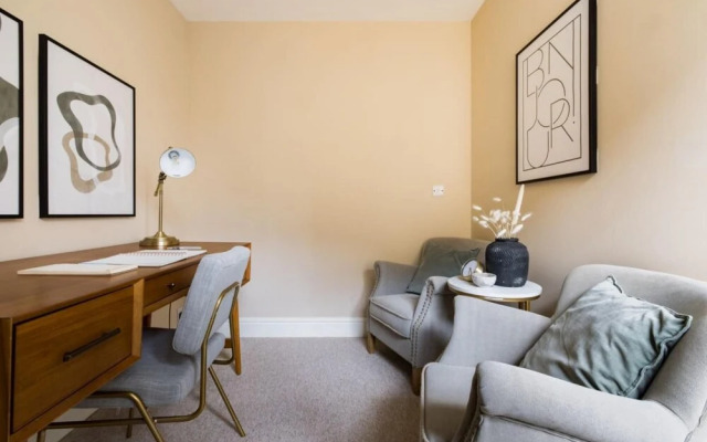 The Southwark Classic - Stylish 4bdr House With Patio