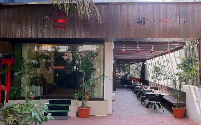 Hotel Red Palm
