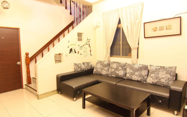 Color Cloud Homestay