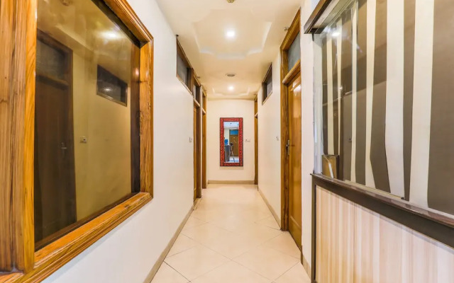 FabExpress Royal Brooks