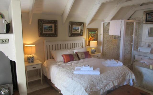A & A Self catering