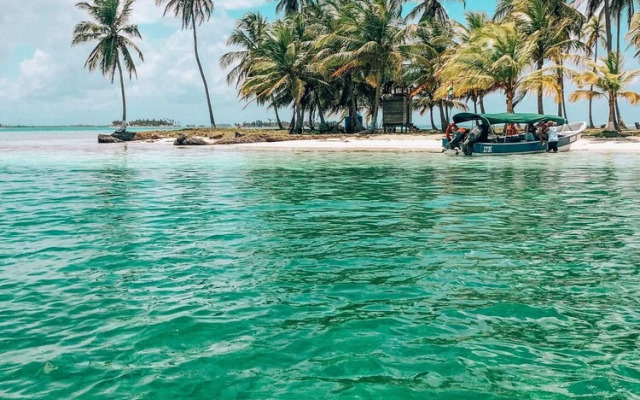 San Blas Private Sailboat - Island Hopping