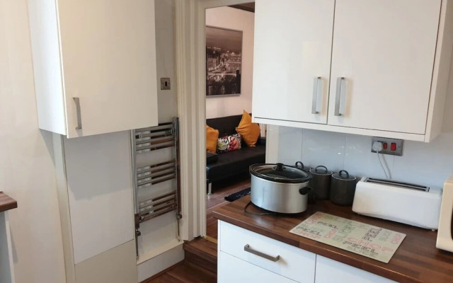 South Shield's Hidden Gem Garnet 3 Bedroom Apartme