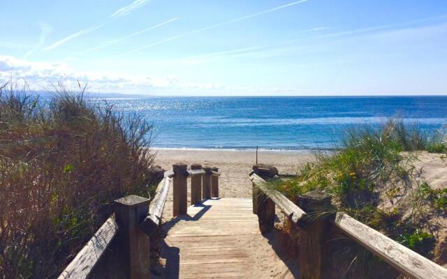 Stunning Beach Front house