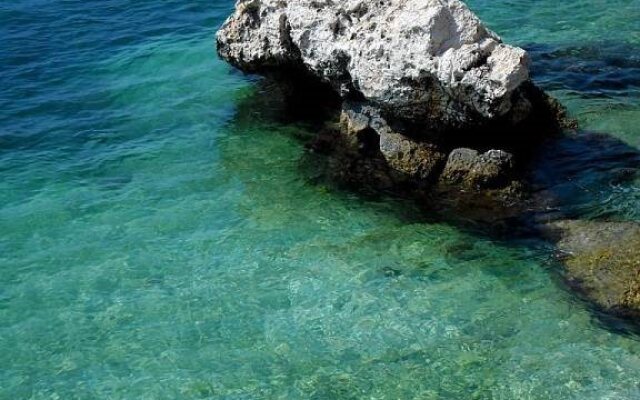 Oz Ulutas Apart Evleri