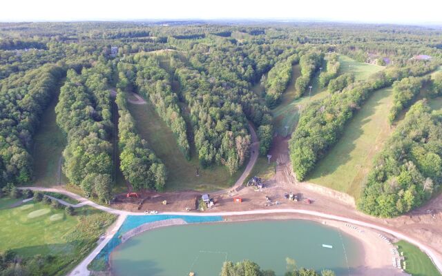 Horseshoe Resort