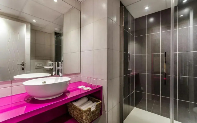 Hotel Saint Louis de France