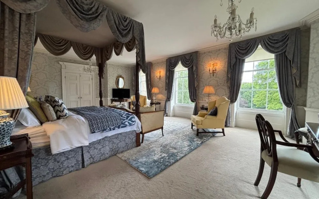 Park Hall Manor