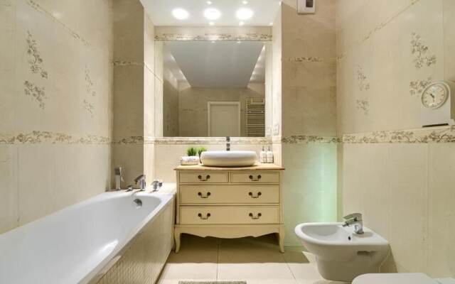 MARGI Eclipse Apartament