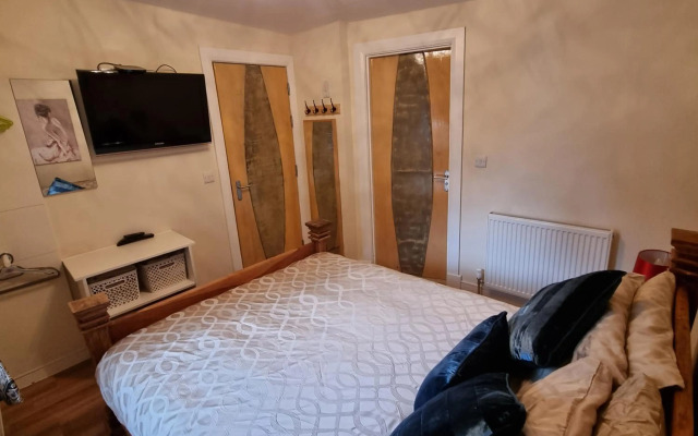 Nanny's little highland hoose