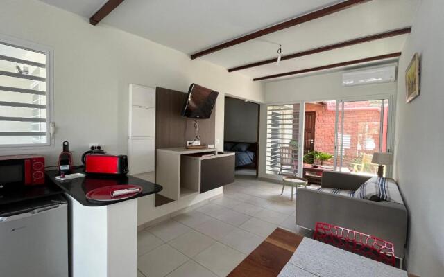 Le 5 Nord (Adults Only)